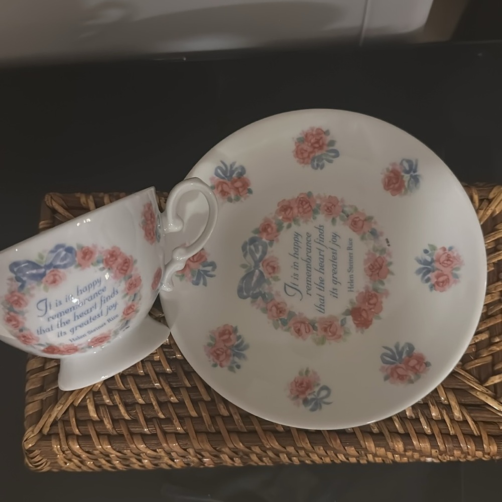 Helen Steiner Rice Tradition of Inspiration floral Tea Cup & Saucer